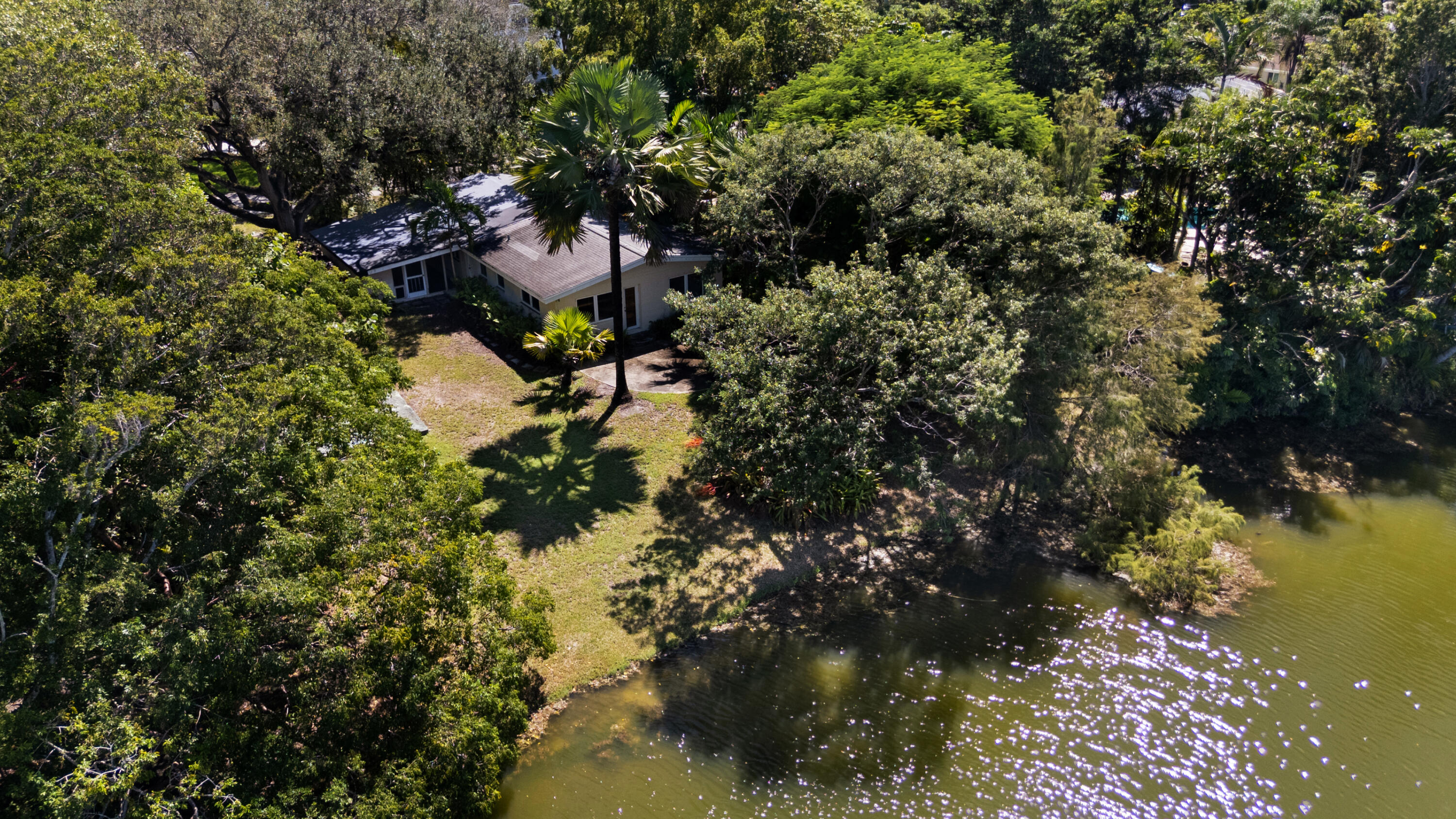 11620 Southwest 69th Court Pinecrest, FL 33156 - Photo 6 of 16 6