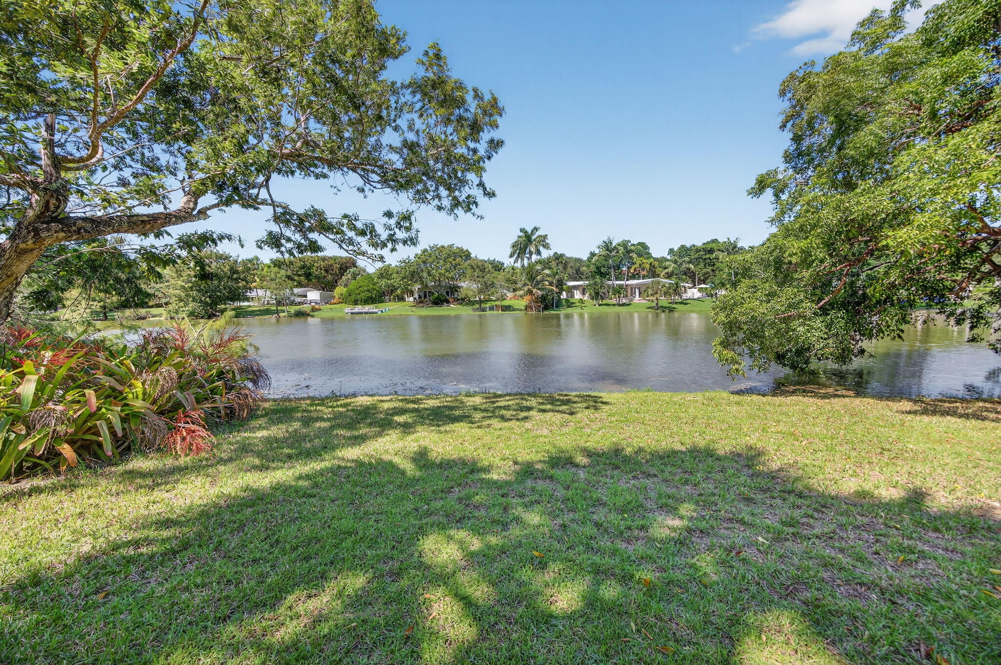 11620 Southwest 69th Court Pinecrest, FL 33156 - Photo 9 of 16 9