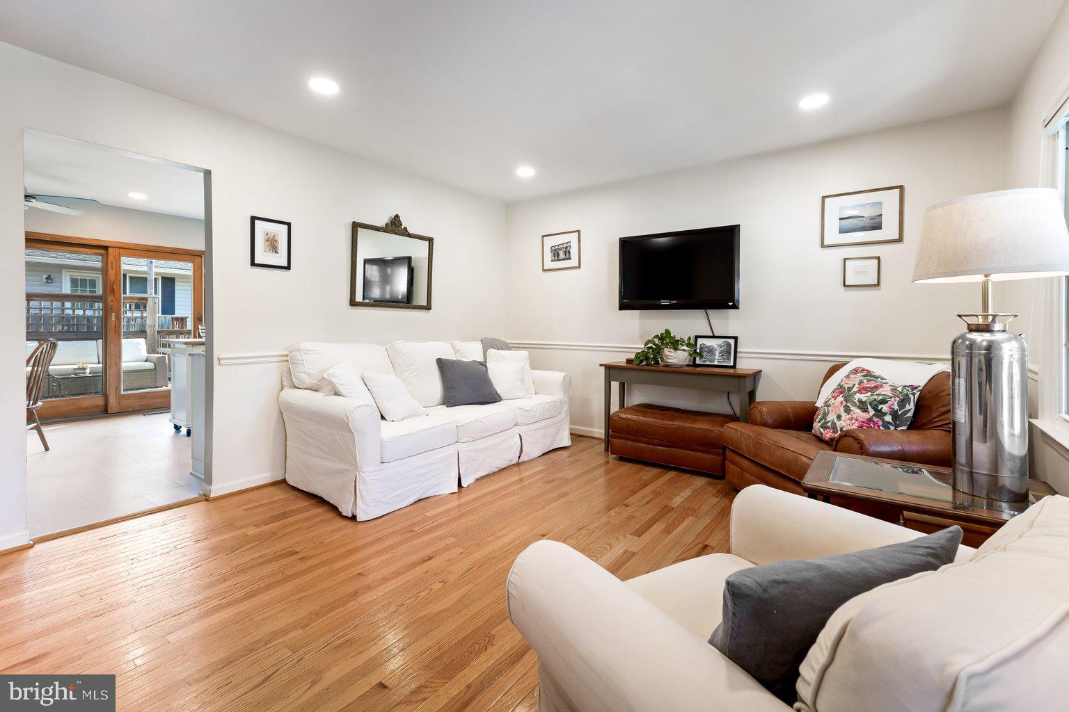 137 Silopanna Road Annapolis, MD 21403 - Photo 4 of 47