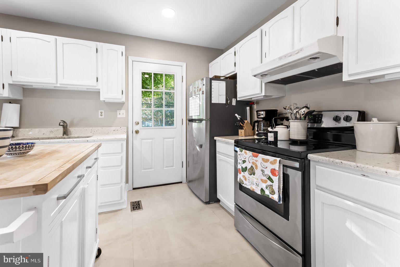 137 Silopanna Road Annapolis, MD 21403 - Photo 7 of 47