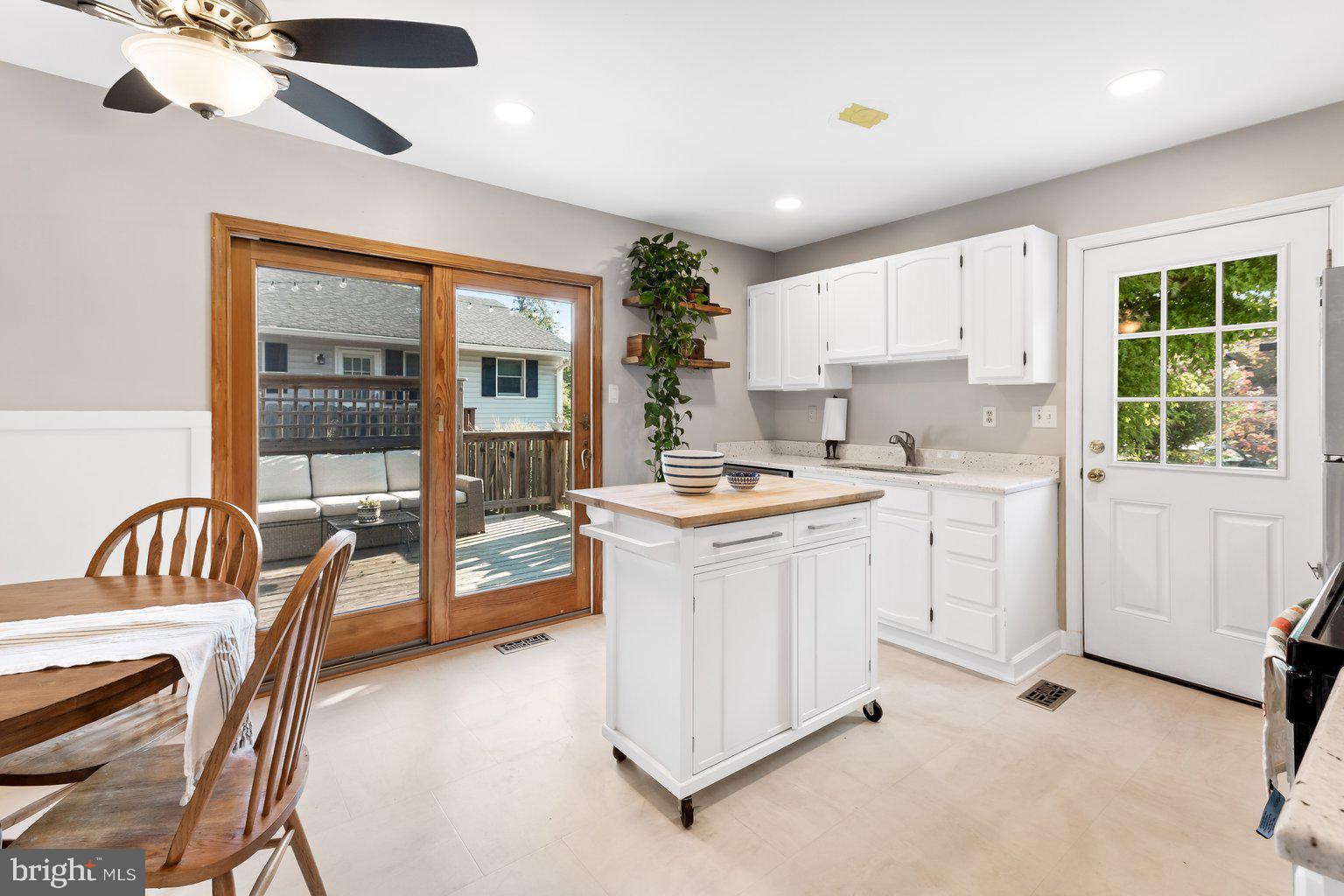 137 Silopanna Road Annapolis, MD 21403 - Photo 8 of 47