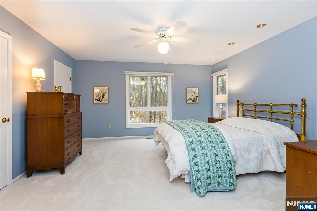 61 Mill Pond Road Woodland Park, NJ 07424 - Photo 26 of 38