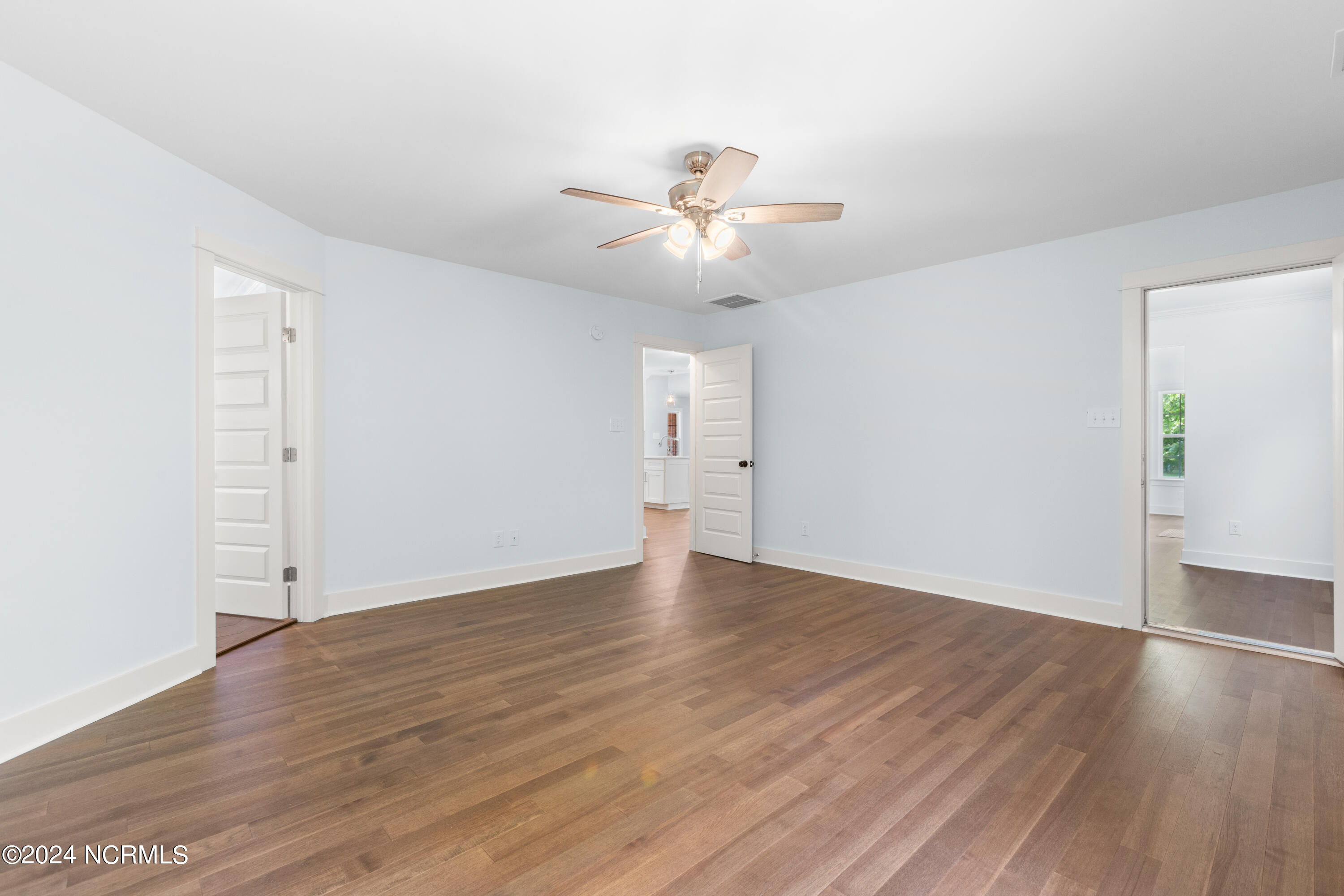 233 Beaufort Road Pollocksville, NC 28573 - Photo 16 of 40 Primary Bedroom