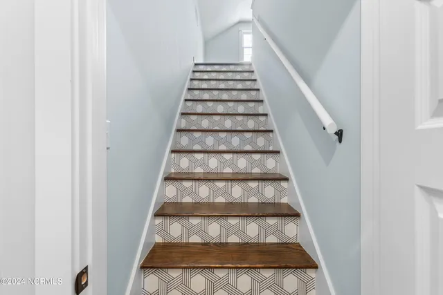 $339,000 | 233 Beaufort Road, Pollocksville, NC 28573