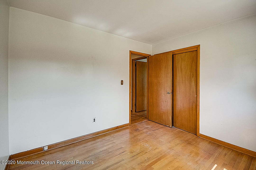 405 Line Road Aberdeen, NJ 07747 - Photo 17 of 33 Line Rd MLS-28