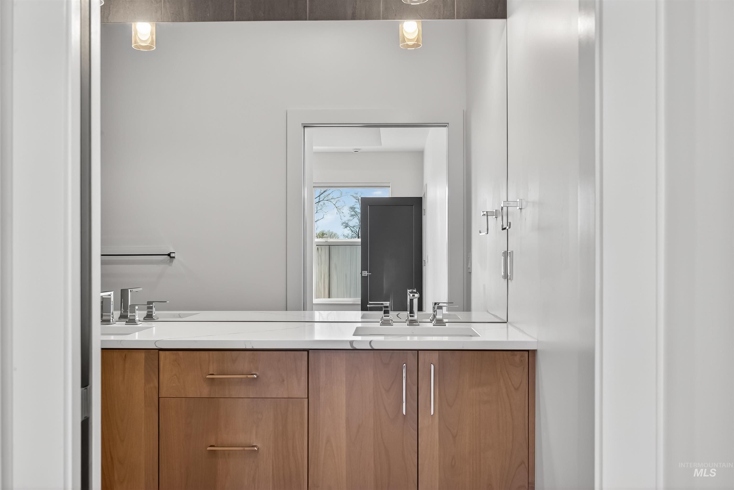 3710 22nd Street Lewiston, ID 83501 - Photo 27 of 36 Bathroom with double vanity