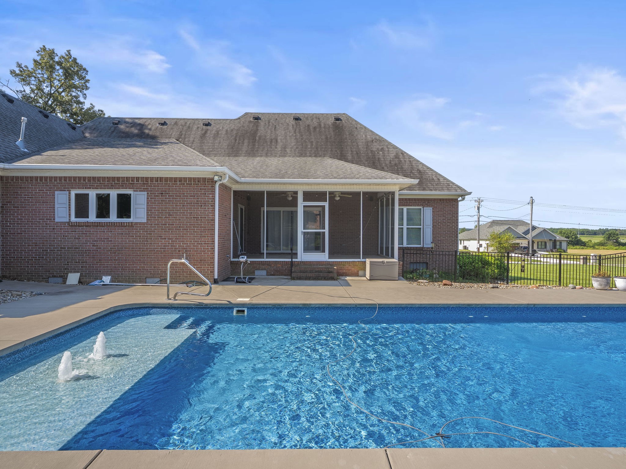 106 Rigney Road Manchester, TN 37355 - Photo 4 of 54