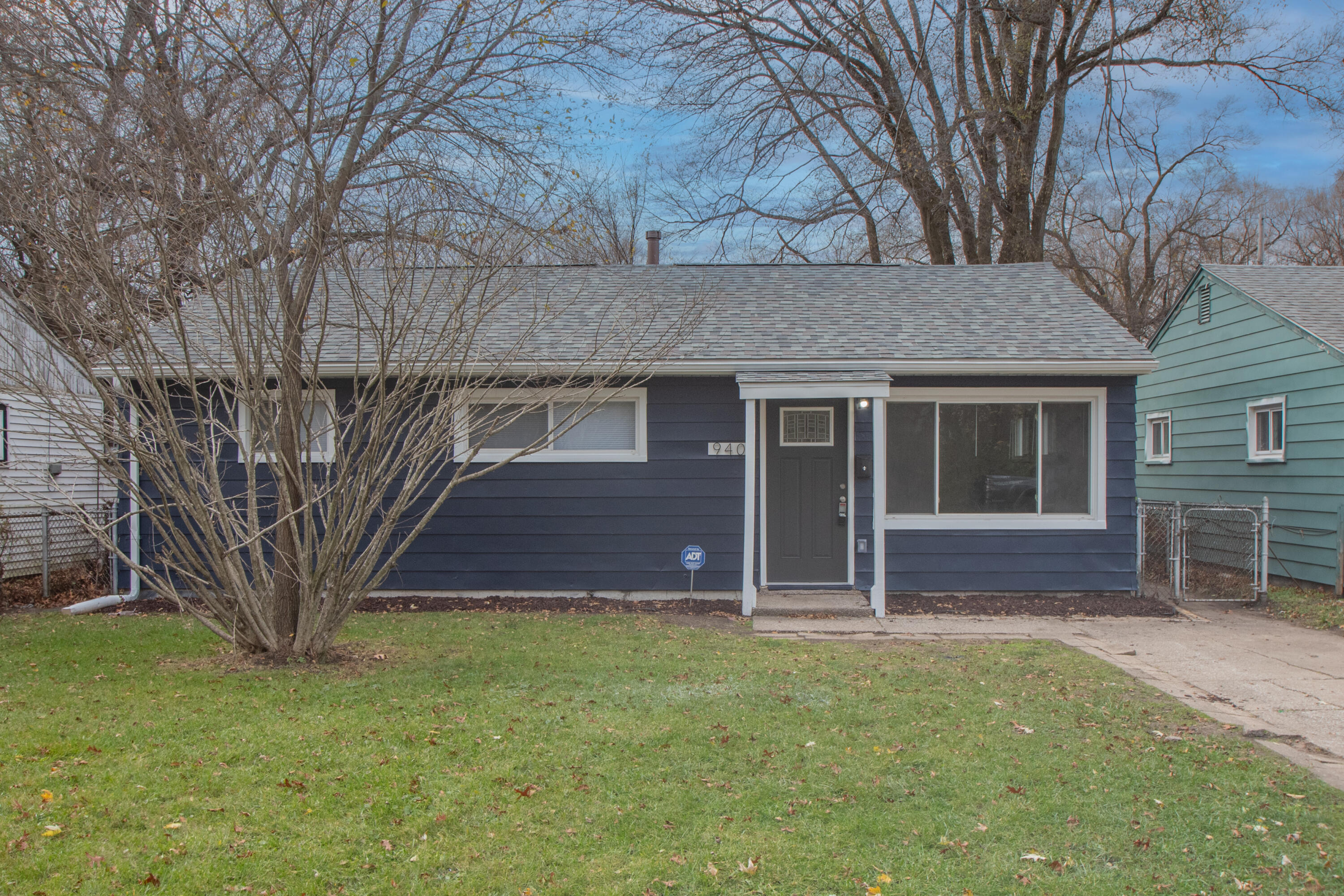 940 Mount Street Gary, IN 46406 - Photo 1 of 19 3000x2000