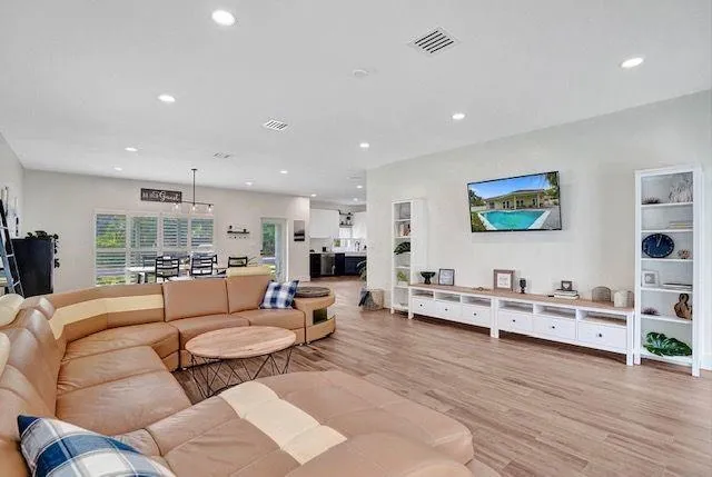 $1,500,000 | 2622 Northeast 27th Avenue, Lighthouse Point, FL 33064