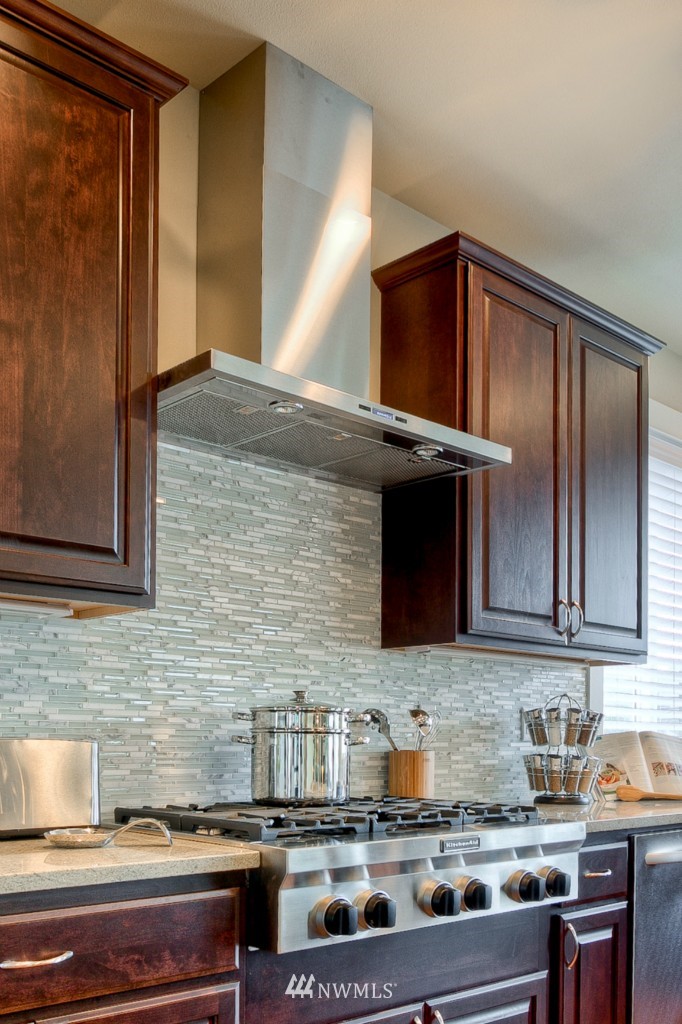 14519 98th Avenue Northeast Bothell, WA 98011 - Photo 18 of 23