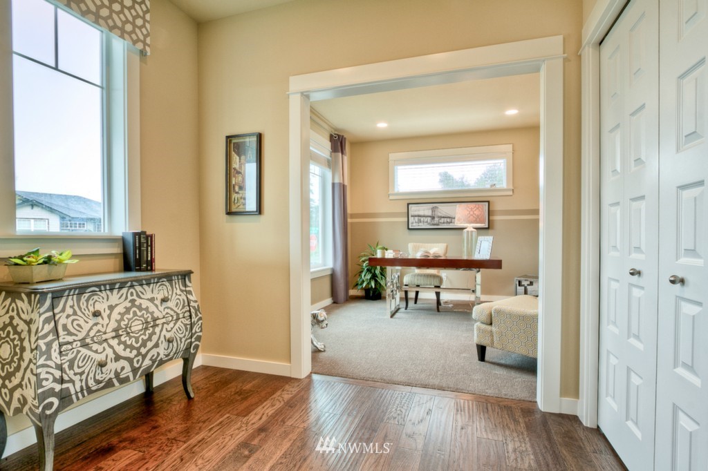 14519 98th Avenue Northeast Bothell, WA 98011 - Photo 9 of 23