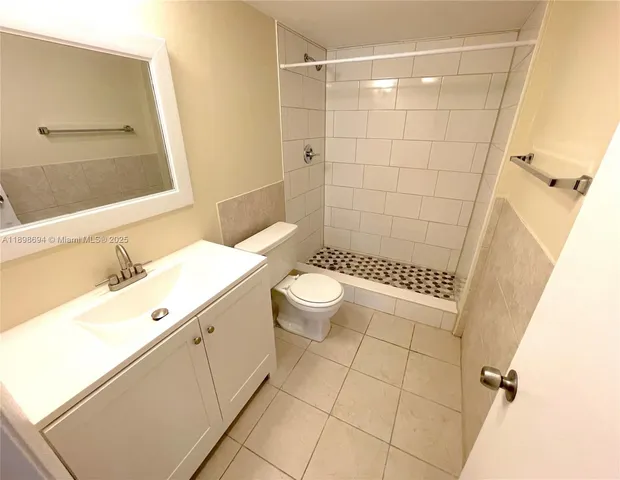 $209,995 | 704 Southeast 2nd Avenue, Unit 448, Deerfield Beach, FL 33441