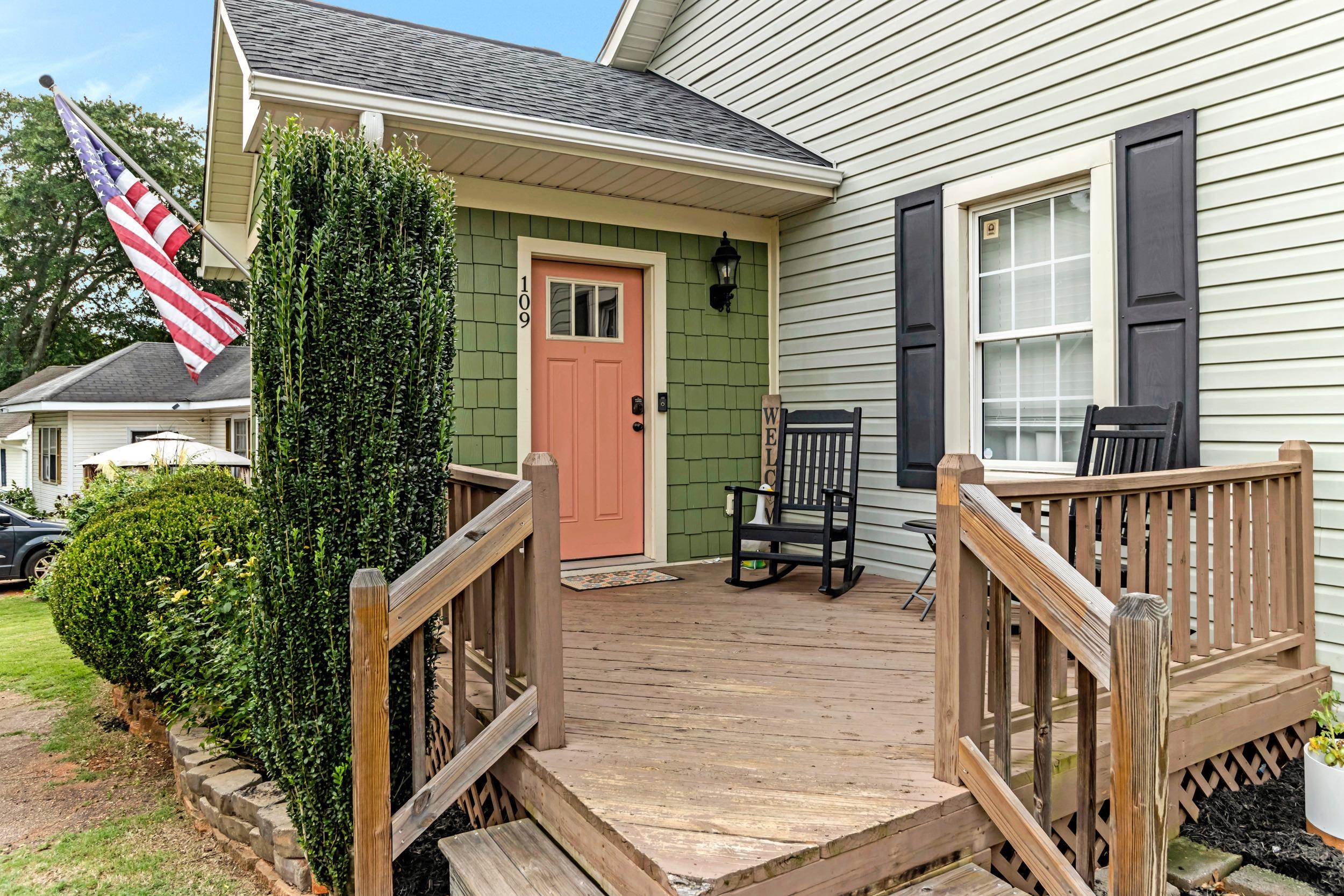 109 Lawrence Street Lyman, SC 29365 - Photo 3 of 30 Gallery Image 3