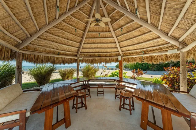 $27,800,000 | 89505 Old Highway, Tavernier, FL 33070