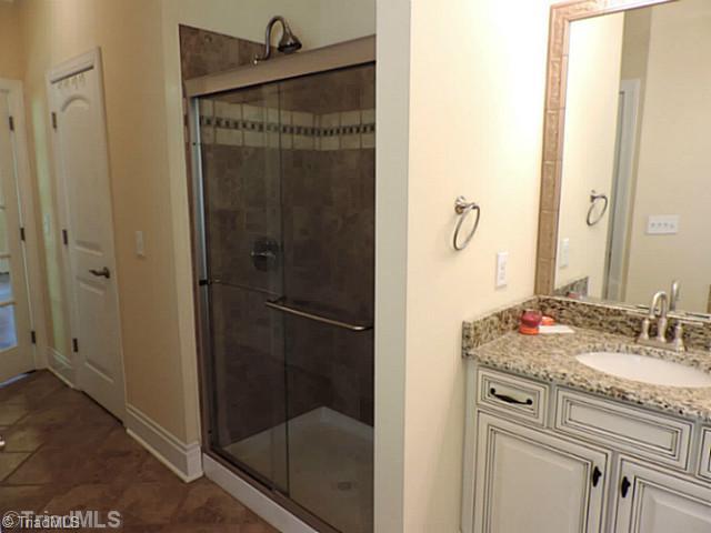 3258 Valley Road Winston-Salem, NC 27106 - Photo 12 of 16 Master Bath/Spa.