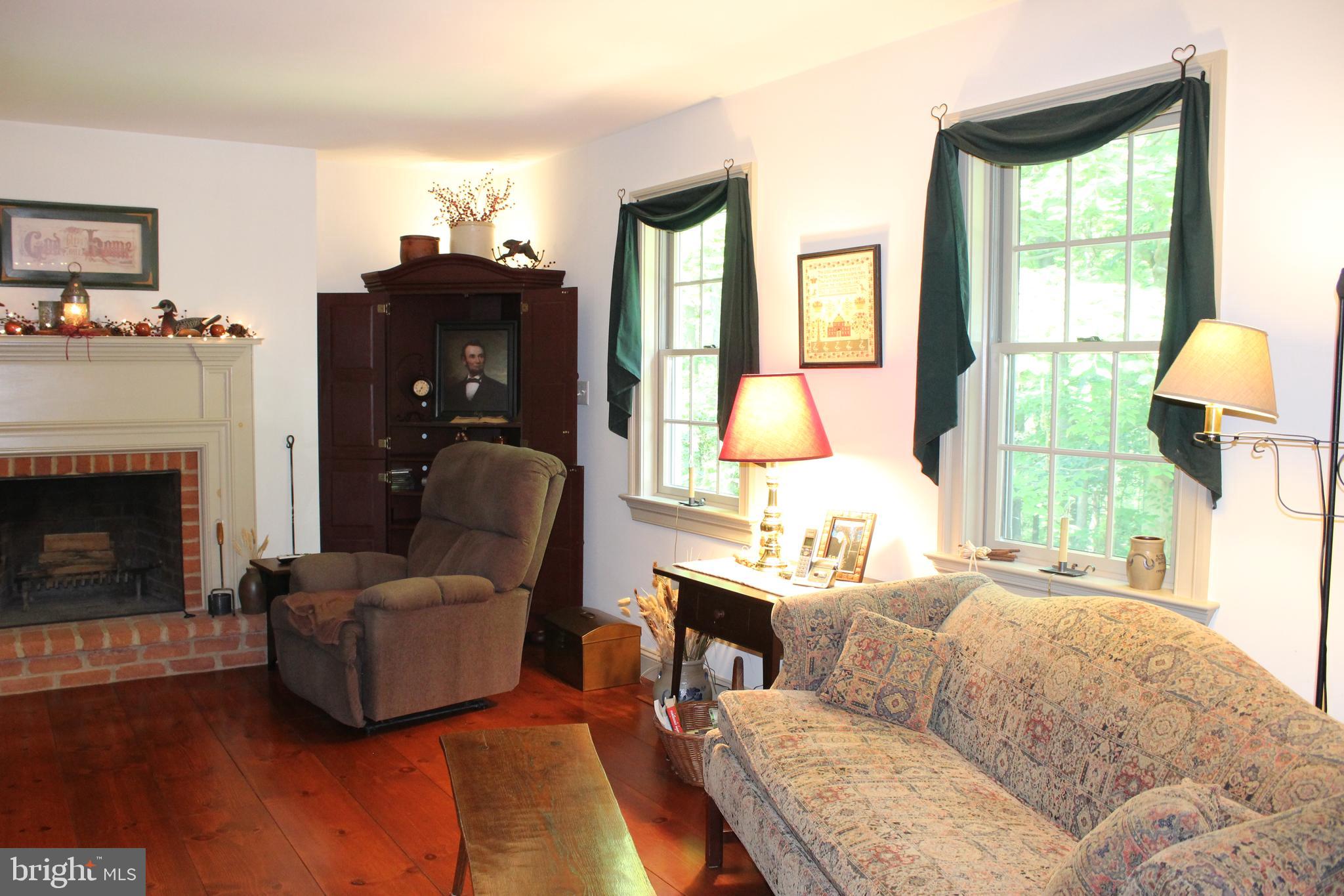 532 Gehman School Road Denver, PA 17517 - Photo 12 of 70 Living Room