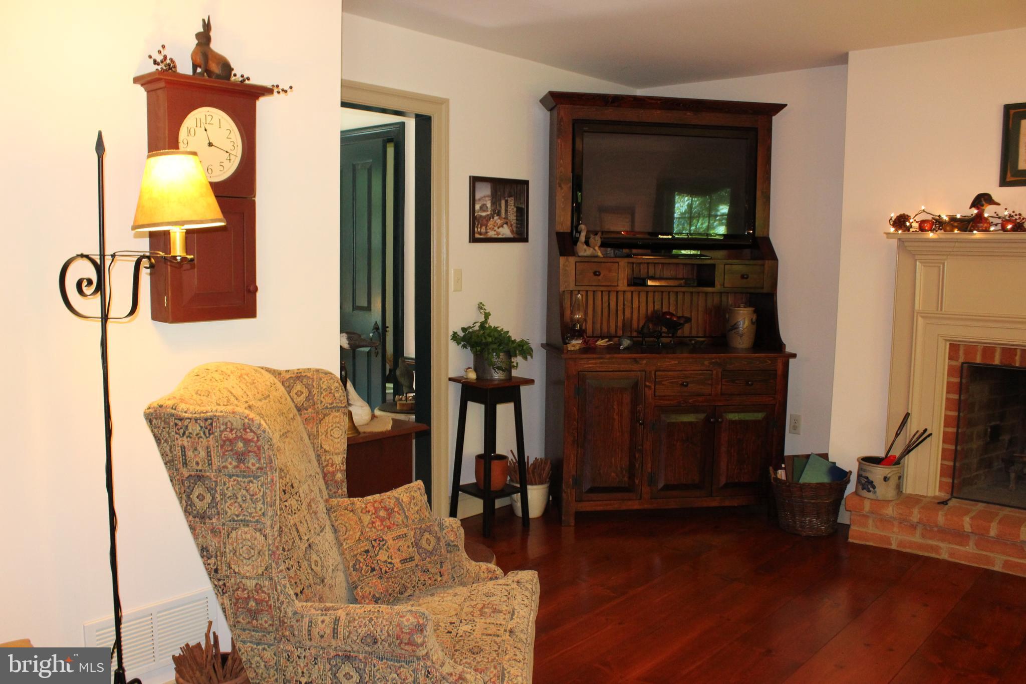 532 Gehman School Road Denver, PA 17517 - Photo 13 of 70 Living Room