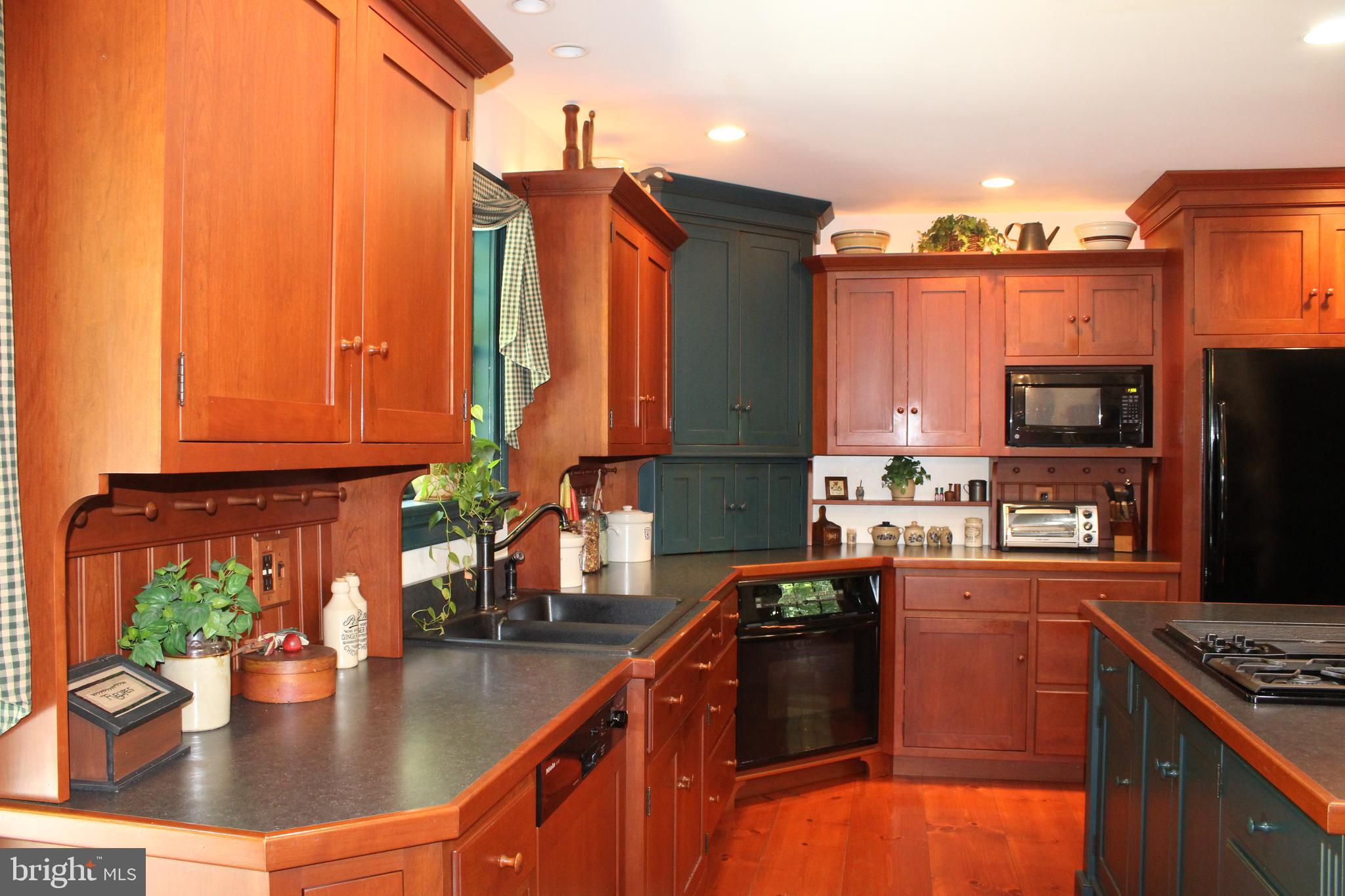 532 Gehman School Road Denver, PA 17517 - Photo 5 of 70 Kitchen