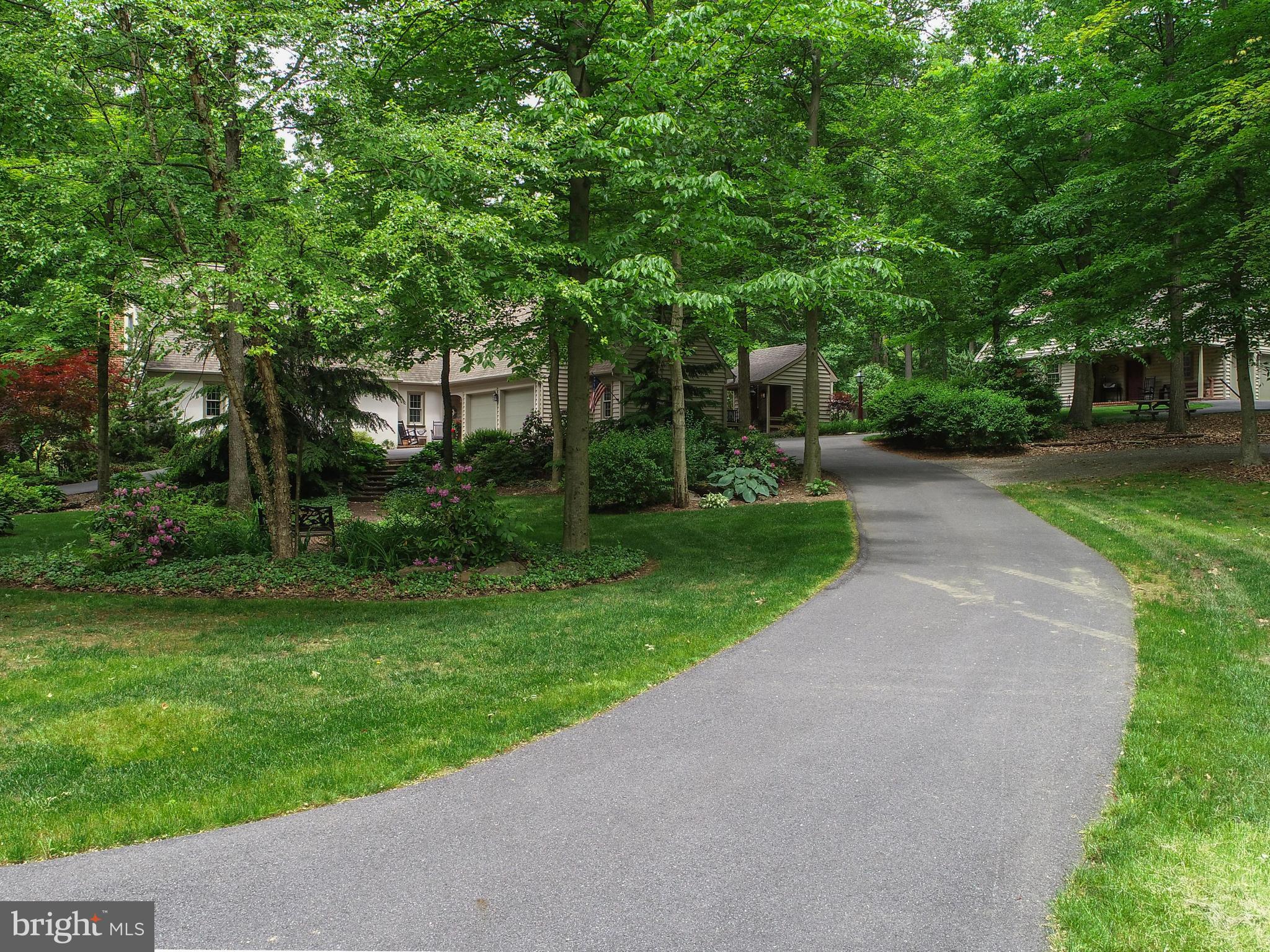 532 Gehman School Road Denver, PA 17517 - Photo 66 of 70 Driveway
