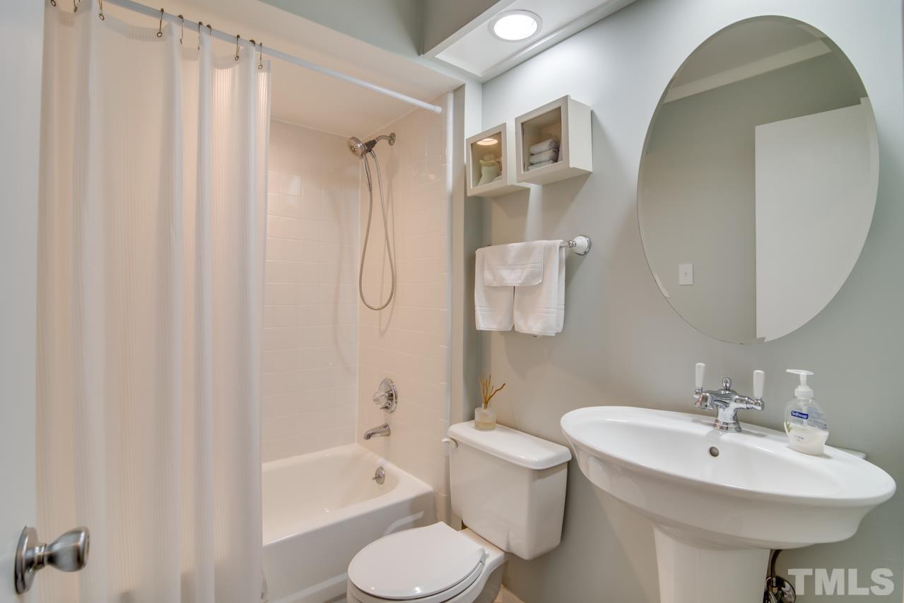 77 Stoneridge Road Durham, NC 27705 - Photo 22 of 30