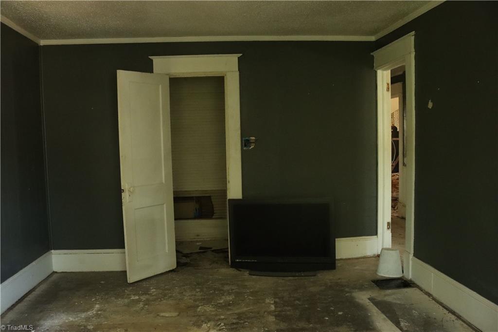 1433 Larkin Street High Point, NC 27262 - Photo 17 of 33