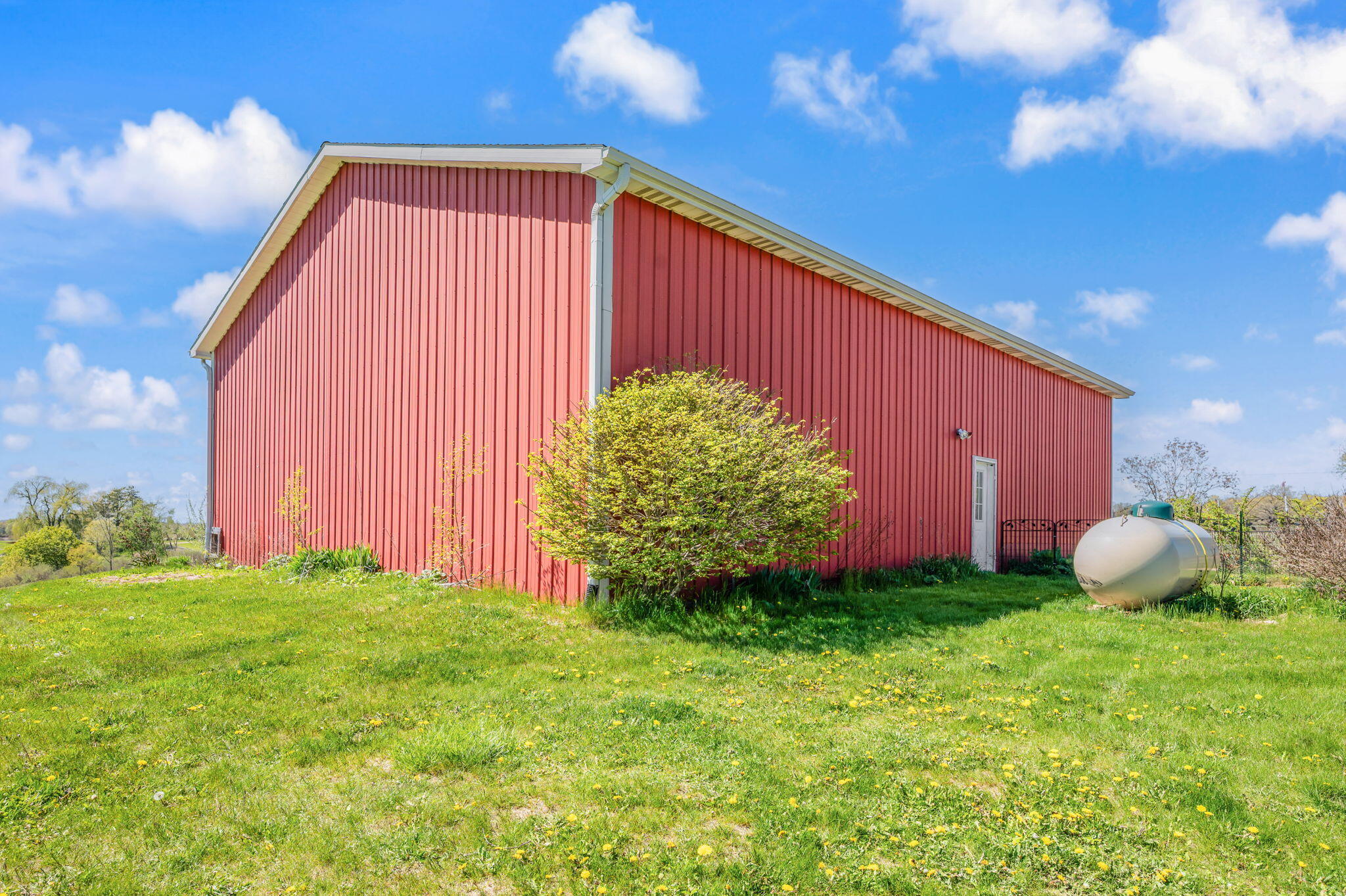 14335 21 Mile Road Big Rapids, MI 49307 - Photo 45 of 61 40-web-or-mls-14335-21MileRd-BR-40