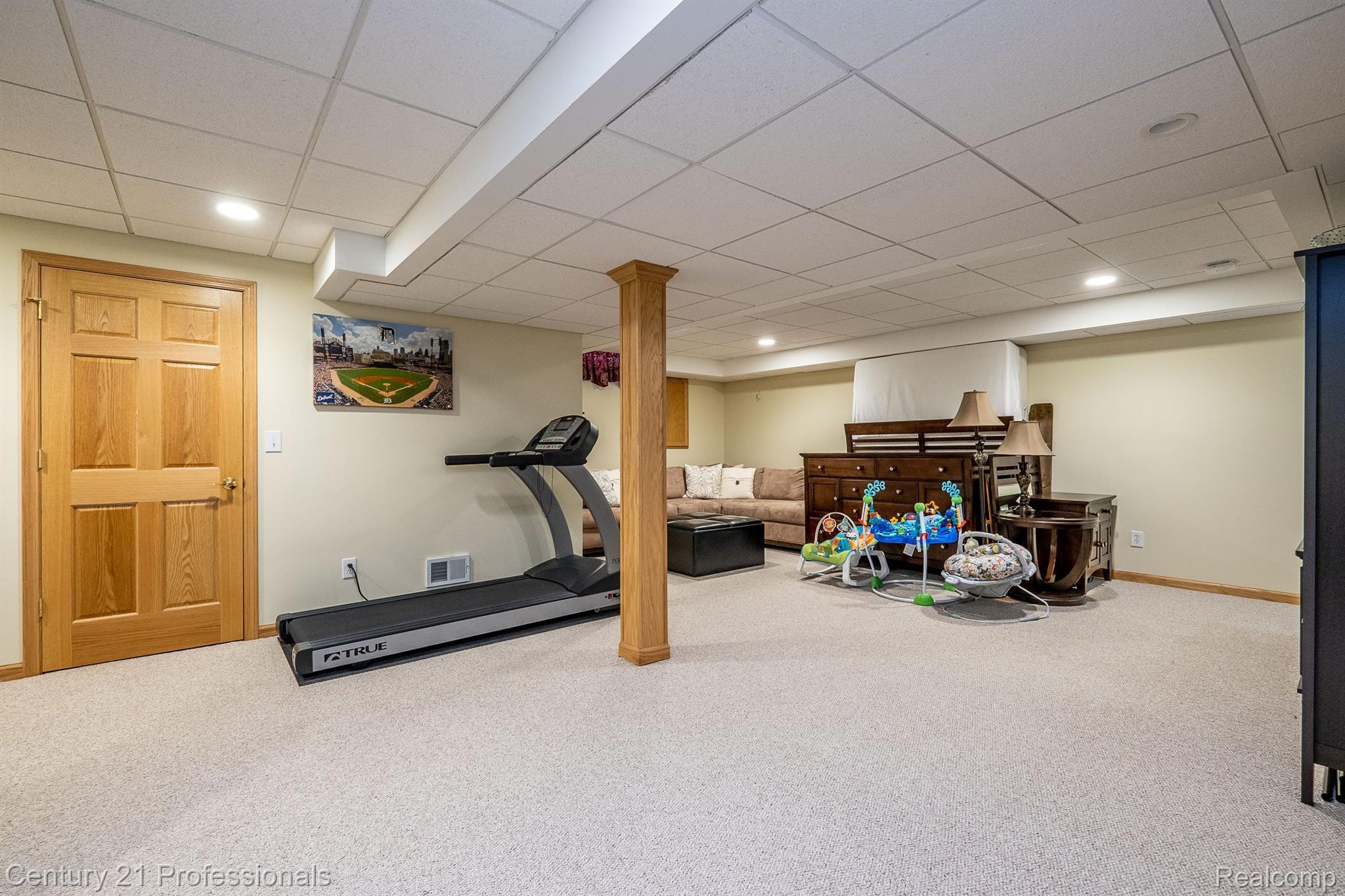 2089 Alsdorf Avenue Rochester, MI 48309 - Photo 38 of 50 Gallery Image 38