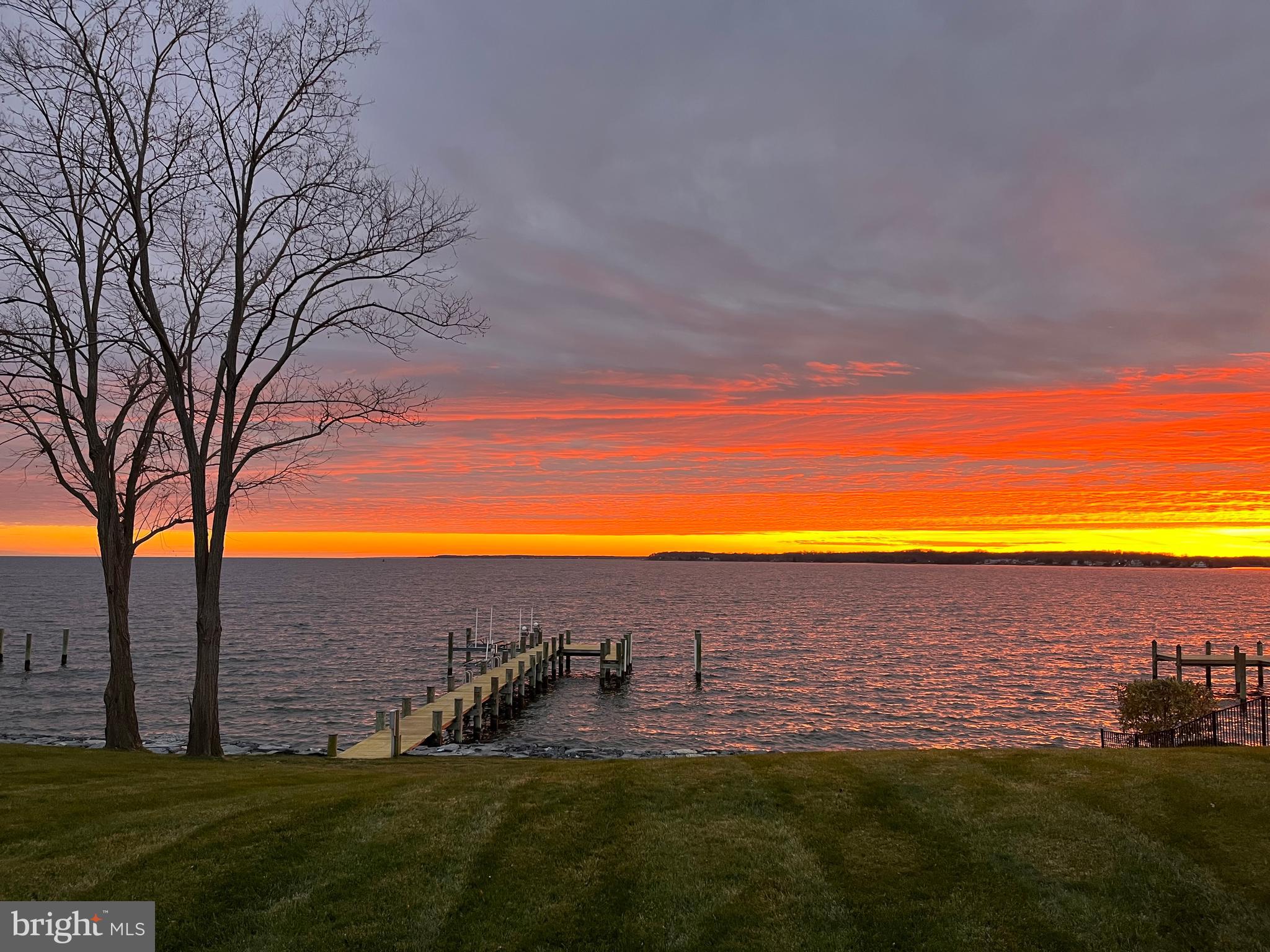 3736 Ramsgate Drive Annapolis, MD 21403 - Photo 4 of 45 Stunning sunsets and endless views
