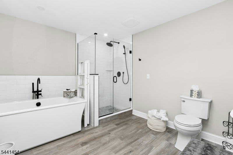 1179 Blazo Terrace Mountainside, NJ 07092 - Photo 19 of 41