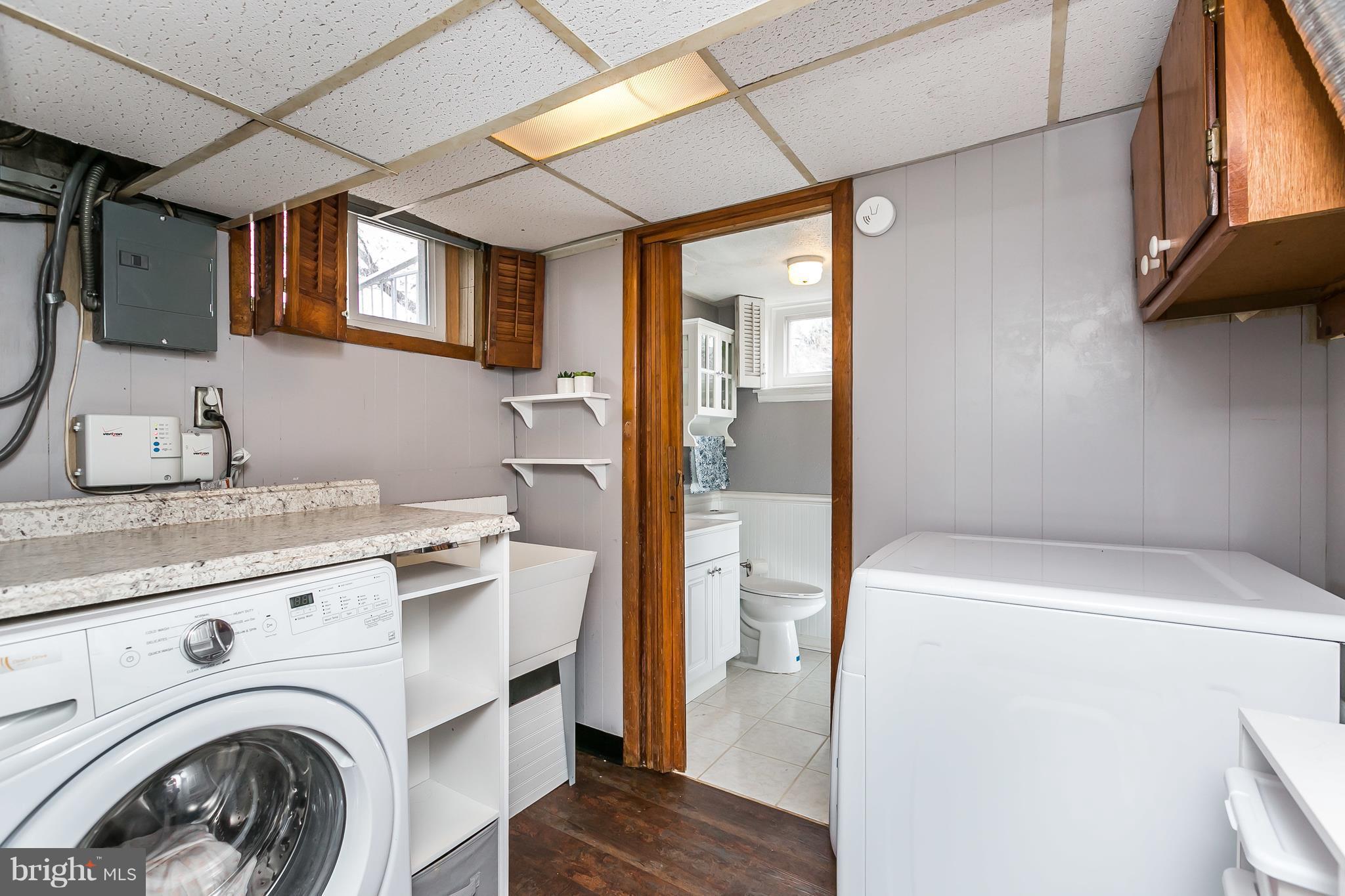 362 Greenlow Road Baltimore, MD 21228 - Photo 22 of 30 a utility room with dryer and washer