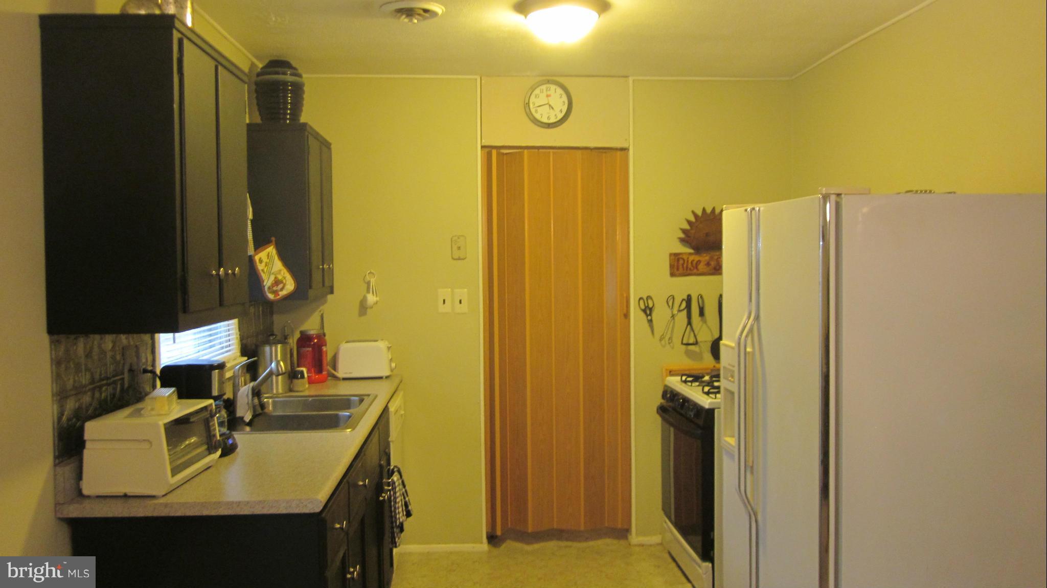 1204 Riggs Court Woodbridge, VA 22191 - Photo 10 of 24 Kitchen