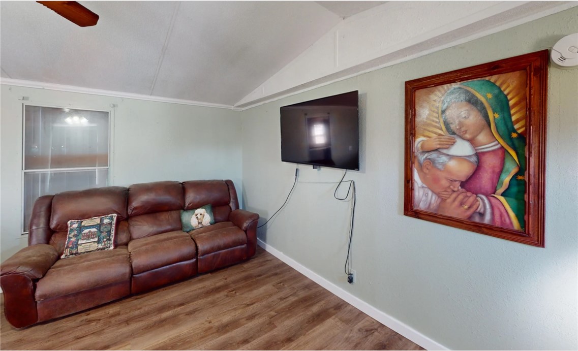 559 Quillian Trace Waco, TX 76705 - Photo 7 of 17