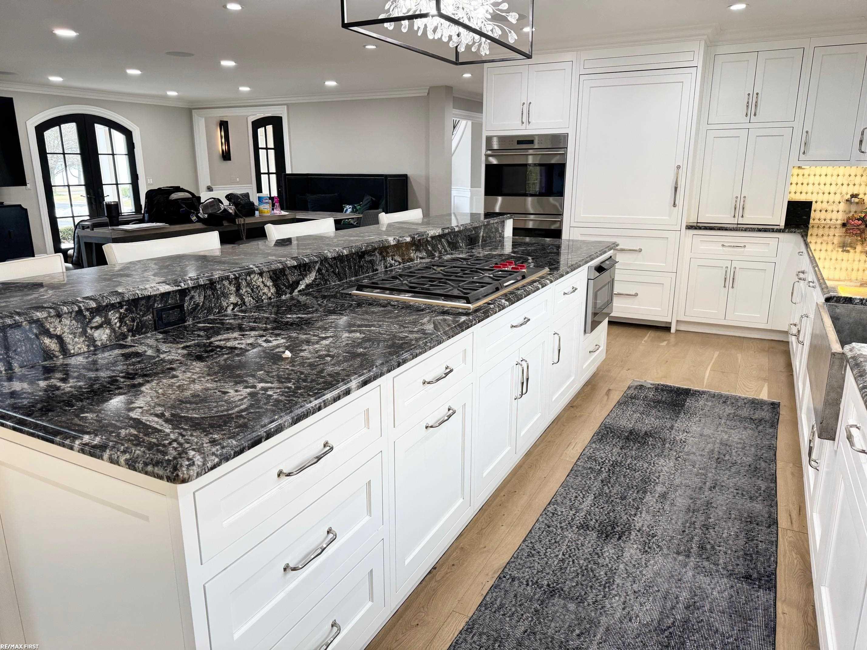605 Lake Shore Road Grosse Pointe, MI 48236 - Photo 15 of 65 50189674-4D99E15E-DEF0-4EAE-A437-099D271C6969.JPG