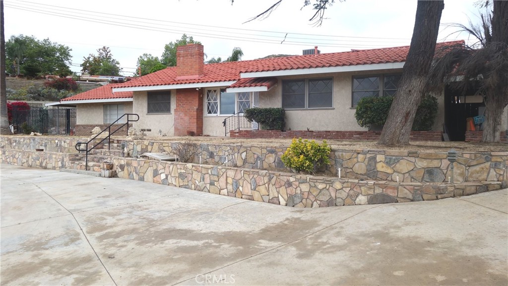 7163 Sebastian Avenue Jurupa Valley, CA 92509 - Photo 3 of 20