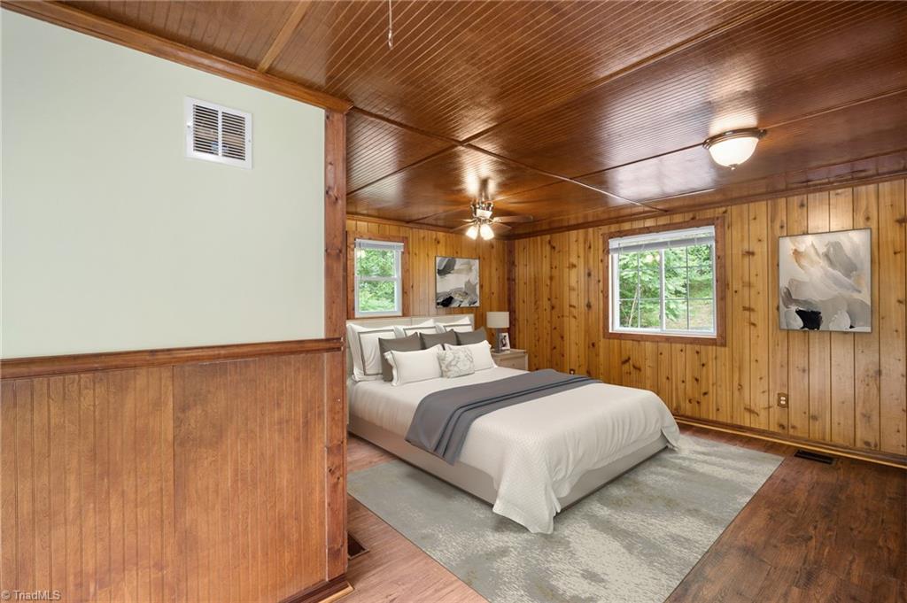 531 Frye Bridge Road Clemmons, NC 27012 - Photo 7 of 29 Virtually staged flex room staged as a bedroom