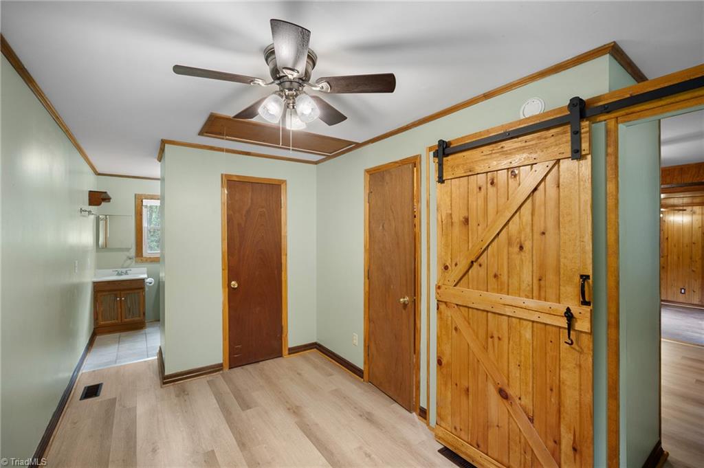 531 Frye Bridge Road Clemmons, NC 27012 - Photo 14 of 29 Bedroom features attached full bath and large closet.