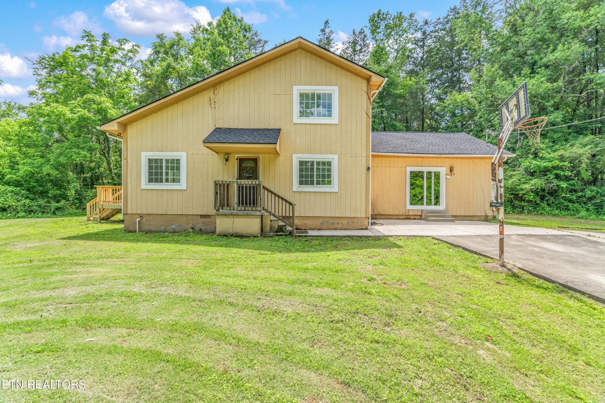 3781 Sugar Grove Valley Road Harriman, TN 37748 - Photo 1 of 45 Gallery Image 1