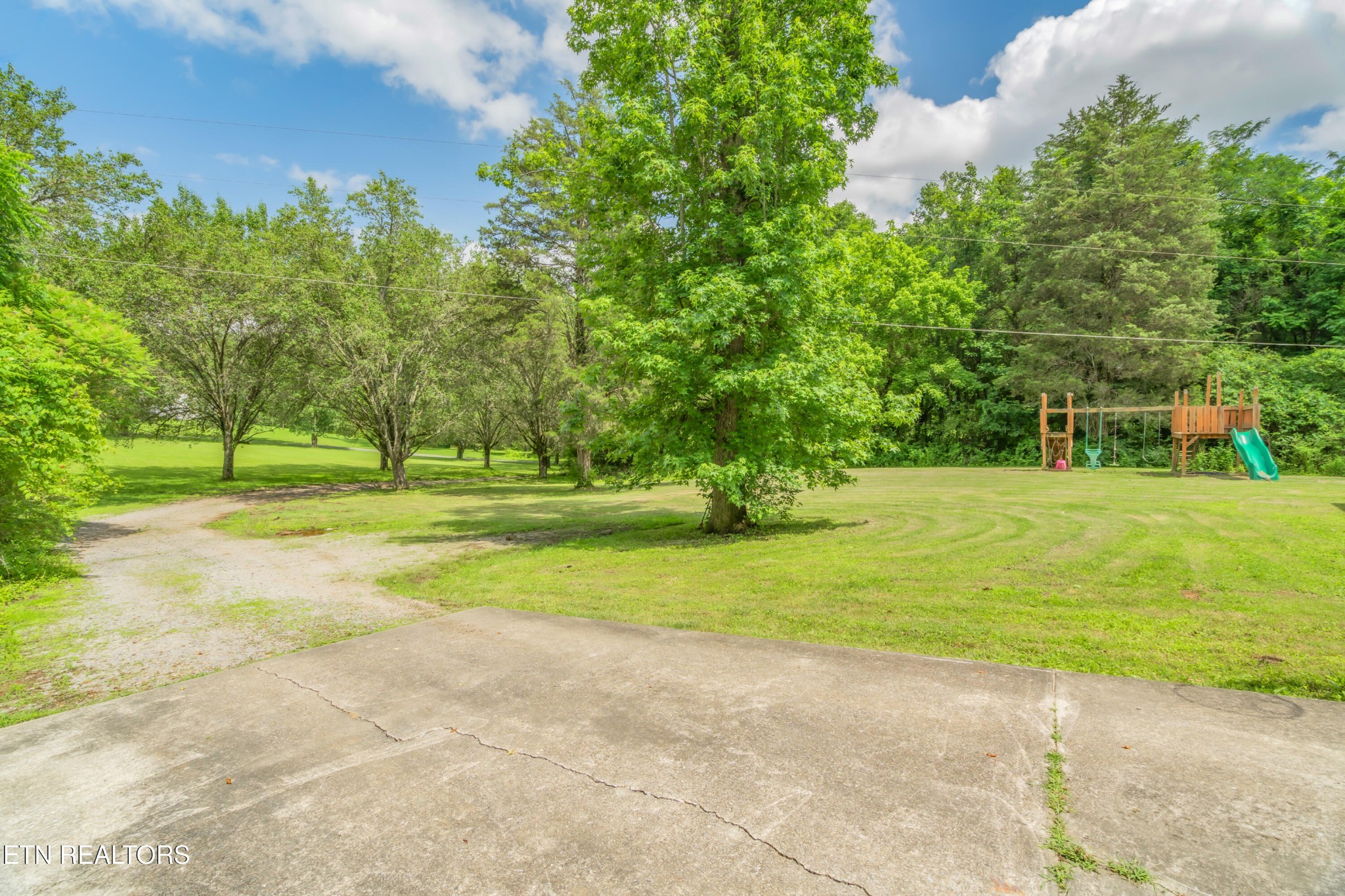 3781 Sugar Grove Valley Road Harriman, TN 37748 - Photo 16 of 45 Gallery Image 16