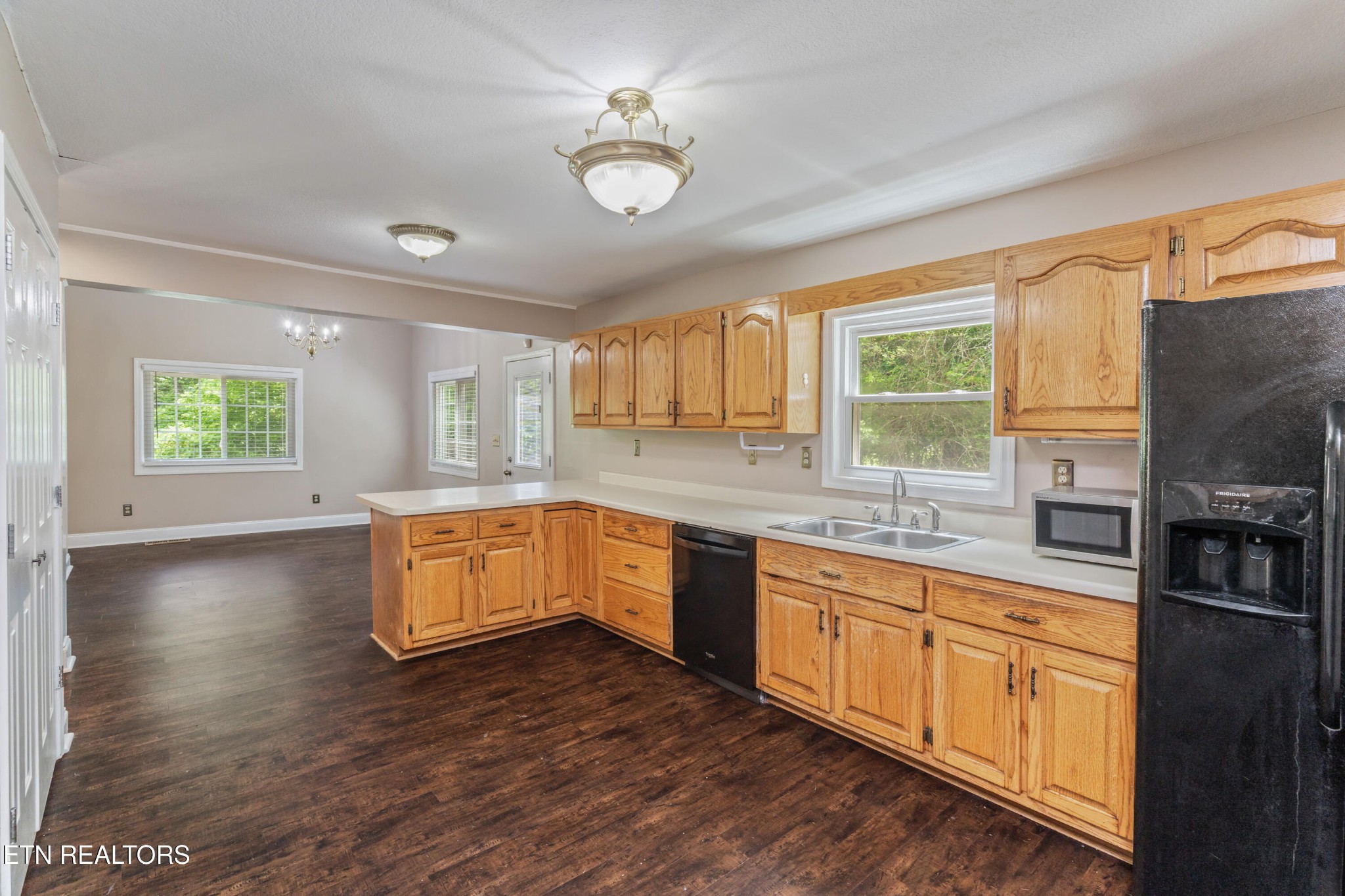 3781 Sugar Grove Valley Road Harriman, TN 37748 - Photo 5 of 45 Gallery Image 5