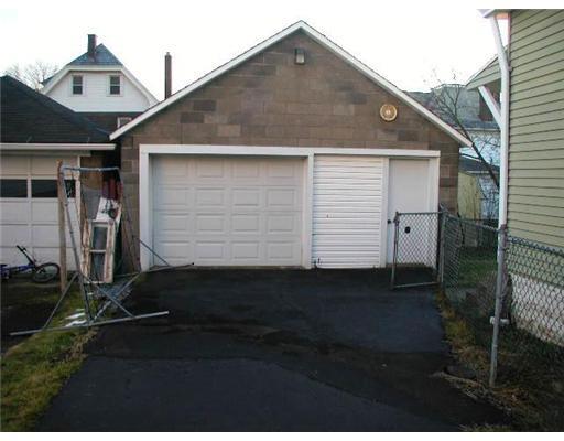 319 Federal Butler, PA 16001 - Photo 2 of 13 Parking Lot/Garage. The garage will protect your car from the elements year round.