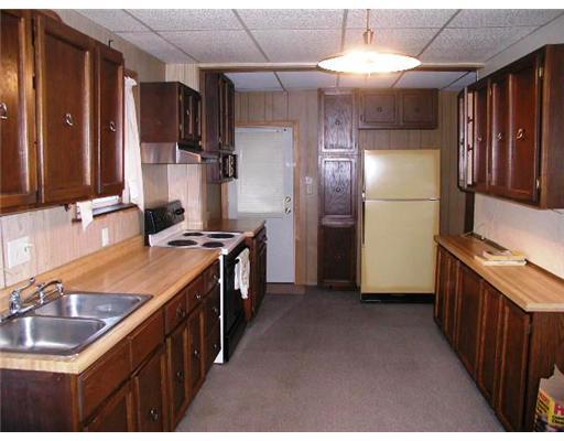 319 Federal Butler, PA 16001 - Photo 6 of 13 Kitchen.