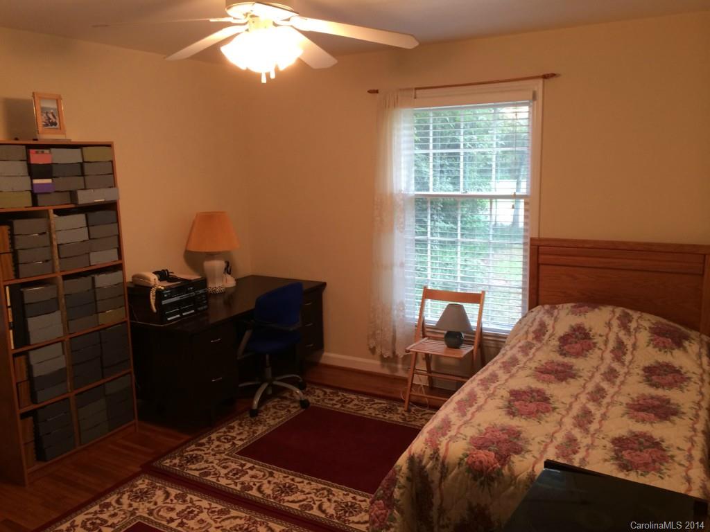 4127 Rutherford Drive Charlotte, NC 28210 - Photo 10 of 11 Gallery Image 10