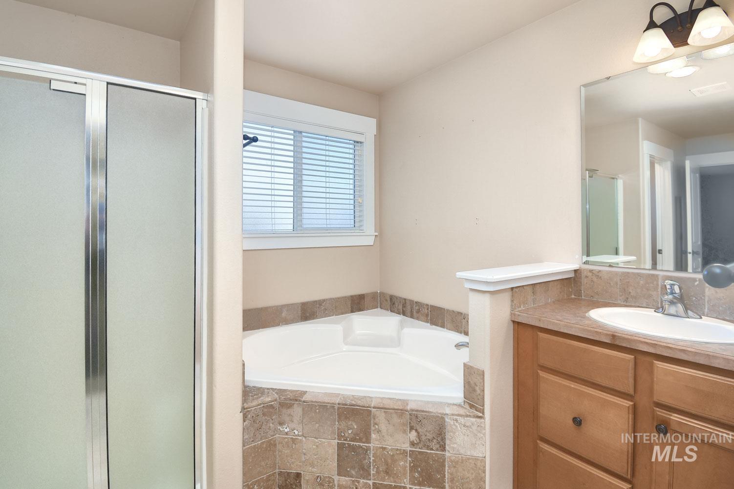 2523 Summercrest Street Caldwell, ID 83607 - Photo 27 of 31
