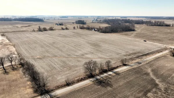 500 South W Road, Kewanna, IN 46939