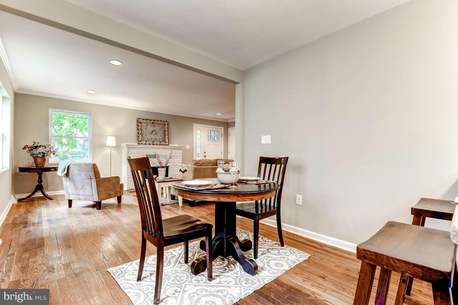 21 Dunmore Road Catonsville, MD 21228 - Photo 8 of 28 Dining Room