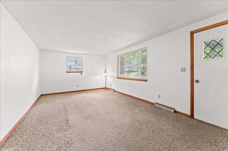 5 Frederick Road Binghamton, NY 13901 - Photo 4 of 39