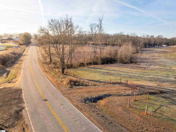 $275,000 | 501 B Cherokee Road, Pelzer, SC 29669