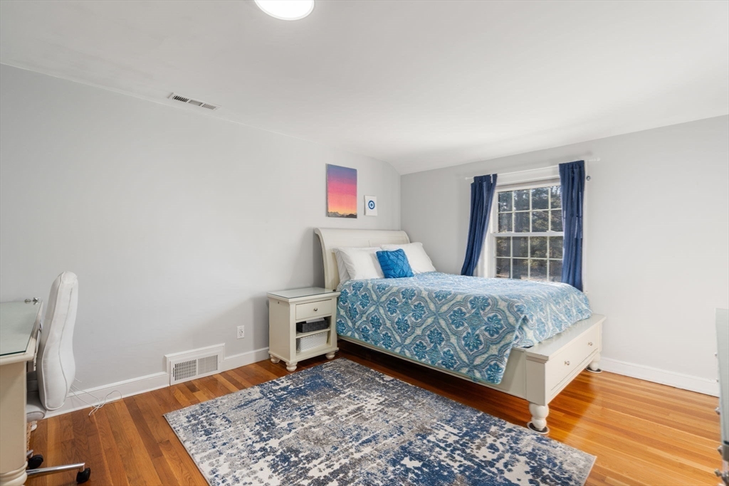 291 Concord Road Wayland, MA 01778 - Photo 24 of 36