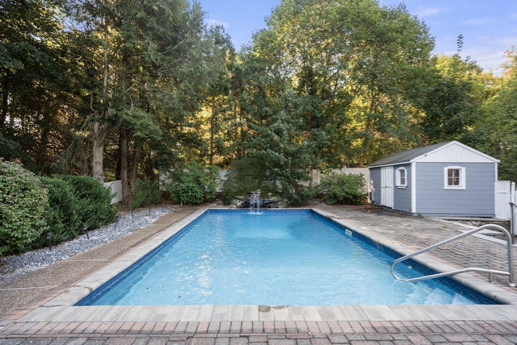 291 Concord Road Wayland, MA 01778 - Photo 28 of 36