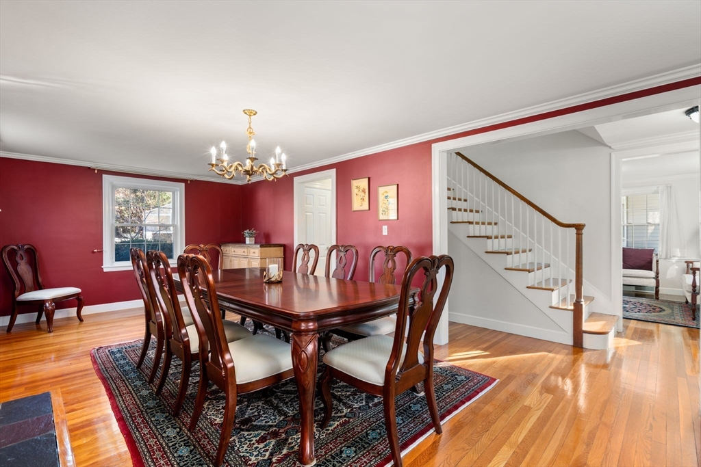 291 Concord Road Wayland, MA 01778 - Photo 5 of 36